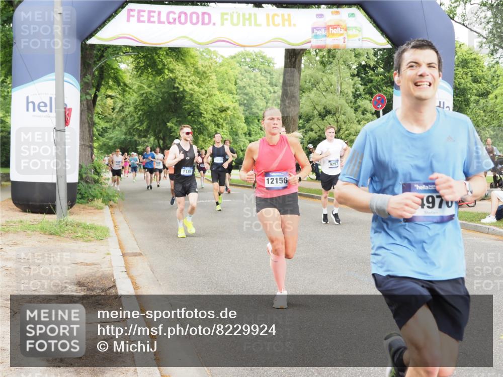 29.06.2025 - hella hamburg halbmarathon MichiJ http://msf.ph/oto/8229924 29.06.2025 10:49:28 Zwischen KM18-KM19 1147, 1184, 2661, 3625, 5058, 5379, 6142, 12156, 12978, 13874, 14970, 16426, 17096, 17119, 17890 meine-sportfotos.de