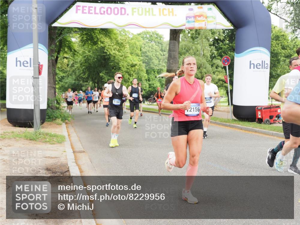 29.06.2025 - hella hamburg halbmarathon MichiJ http://msf.ph/oto/8229956 29.06.2025 10:49:29 Zwischen KM18-KM19 1147, 1184, 2661, 5058, 5379, 6142, 9297, 12156, 12978, 13874, 14970, 15550, 16426, 17119, 17890 meine-sportfotos.de