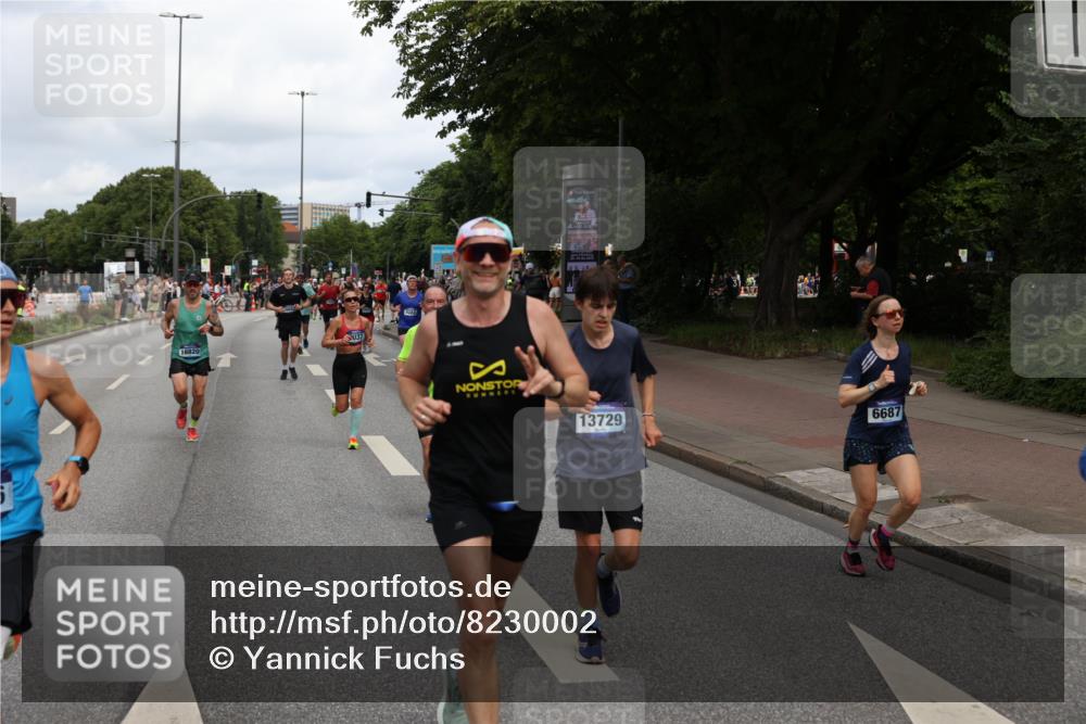 29.06.2025 - hella hamburg halbmarathon Yannick Fuchs http://msf.ph/oto/8230002 29.06.2025 10:33:52 20KM 1343, 1445, 1803, 2525, 2546, 3282, 3783, 4759, 6037, 6686, 6687, 7981, 8450, 8925, 8958, 9265, 11305, 11619, 12772, 13137, 13479, 13514, 13729, 14204, 14311, 14359, 15013, 15094, 15257, 15556, 15866, 15873, 15965, 16656, 16820, 17005, 17215, 17360, 18149, 18285, 18547, 18734 meine-sportfotos.de
