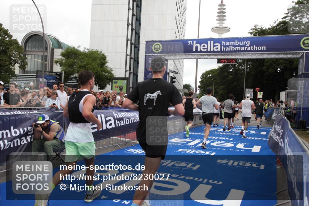 29.06.2025 - hella hamburg halbmarathon Michael Strokosch http://msf.ph/oto/8230027 29.06.2025 10:51:54 Ziel 2396, 2818, 2823, 2880, 4297, 7224, 8710, 8819, 8856, 9793, 9959, 12224, 13799, 15427, 15727, 16907, 17682, 17815, 17962, 19053, 19137 meine-sportfotos.de
