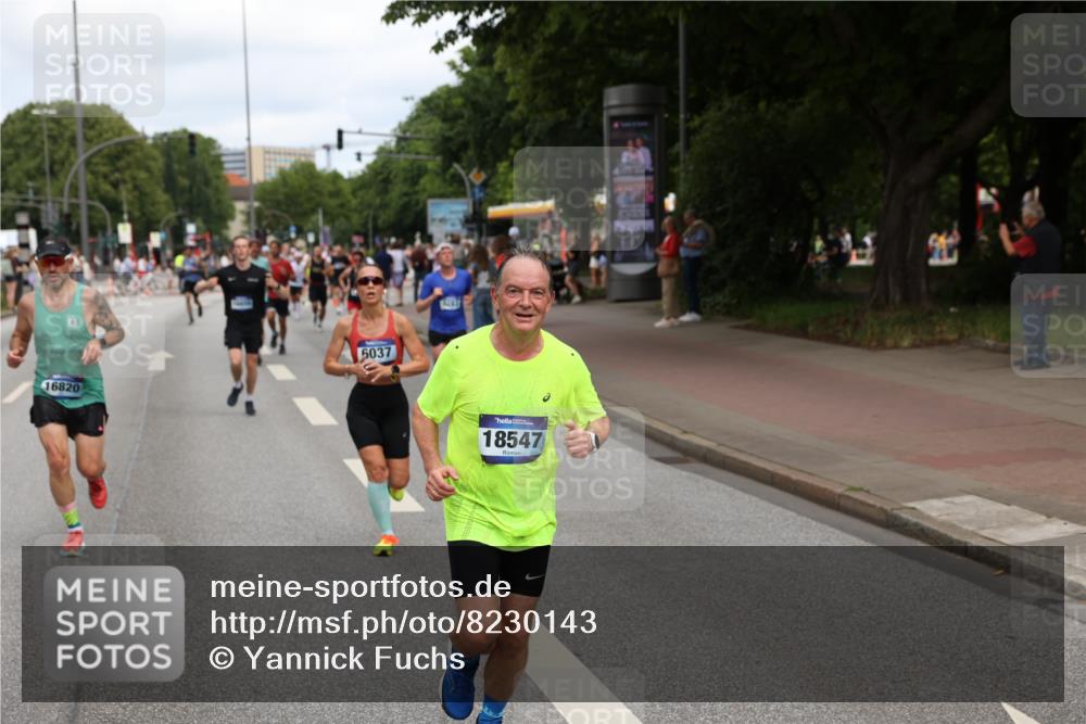 29.06.2025 - hella hamburg halbmarathon Yannick Fuchs http://msf.ph/oto/8230143 29.06.2025 10:33:53 20KM 1343, 1445, 1803, 2525, 2546, 2563, 3282, 3783, 4759, 6037, 6686, 6687, 7981, 8450, 8925, 9265, 11305, 11619, 12335, 12772, 13479, 13514, 13729, 14204, 14311, 14359, 15013, 15094, 15257, 15556, 15866, 15873, 15965, 16656, 16820, 17005, 17215, 17360, 18149, 18285, 18547, 18734 meine-sportfotos.de