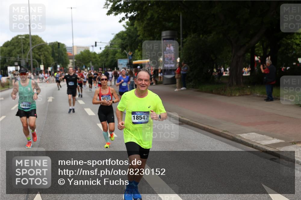 29.06.2025 - hella hamburg halbmarathon Yannick Fuchs http://msf.ph/oto/8230152 29.06.2025 10:33:53 20KM 1343, 1445, 1803, 2525, 2546, 2563, 3282, 3783, 4759, 6037, 6686, 6687, 7981, 8450, 8925, 9265, 11305, 11619, 12335, 12772, 13479, 13514, 13729, 14204, 14311, 14359, 15013, 15094, 15257, 15556, 15866, 15873, 15965, 16656, 16820, 17005, 17215, 17360, 18149, 18285, 18547, 18734 meine-sportfotos.de