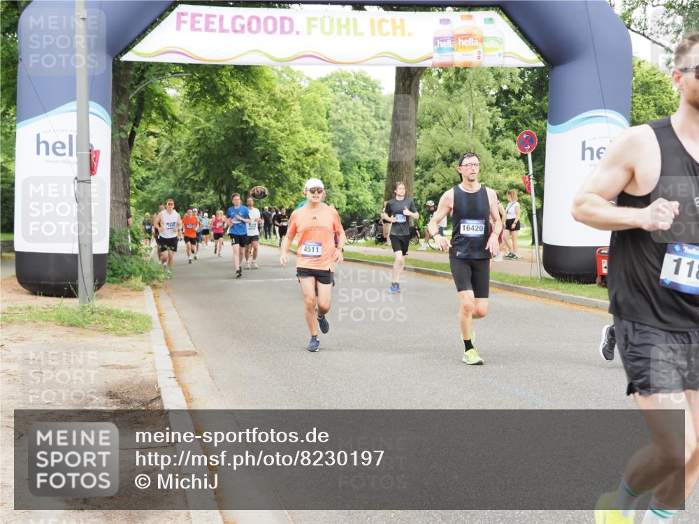 29.06.2025 - hella hamburg halbmarathon MichiJ http://msf.ph/oto/8230197 29.06.2025 10:49:32 Zwischen KM18-KM19 1184, 2661, 4511, 5058, 6142, 7869, 9297, 12156, 13551, 13874, 14970, 15550, 16371, 16420, 16426, 17890 meine-sportfotos.de