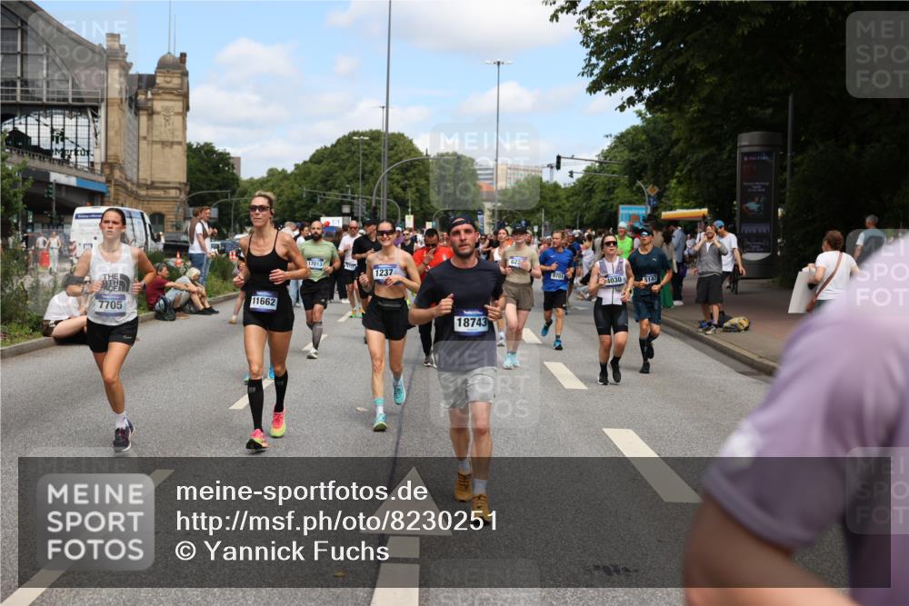29.06.2025 - hella hamburg halbmarathon Yannick Fuchs http://msf.ph/oto/8230251 29.06.2025 11:25:02 20KM 1237, 1844, 2000, 2072, 2349, 2672, 2943, 3391, 3769, 3848, 4030, 4096, 4559, 5147, 5581, 6228, 6243, 6304, 7314, 7454, 7531, 7535, 7705, 8355, 8625, 9010, 9125, 9392, 9448, 9478, 9694, 9701, 9750, 10203, 10248, 10393, 10800, 11139, 11225, 11362, 11662, 12074, 12136, 12190, 12303, 13604, 13921, 14191, 14451, 14559, 14599, 15044, 15155, 15487, 16124, 17013, 17072, 17073, 17186, 17317, 17509, 17664, 17889, 18314, 18743, 18941, 19214 meine-sportfotos.de