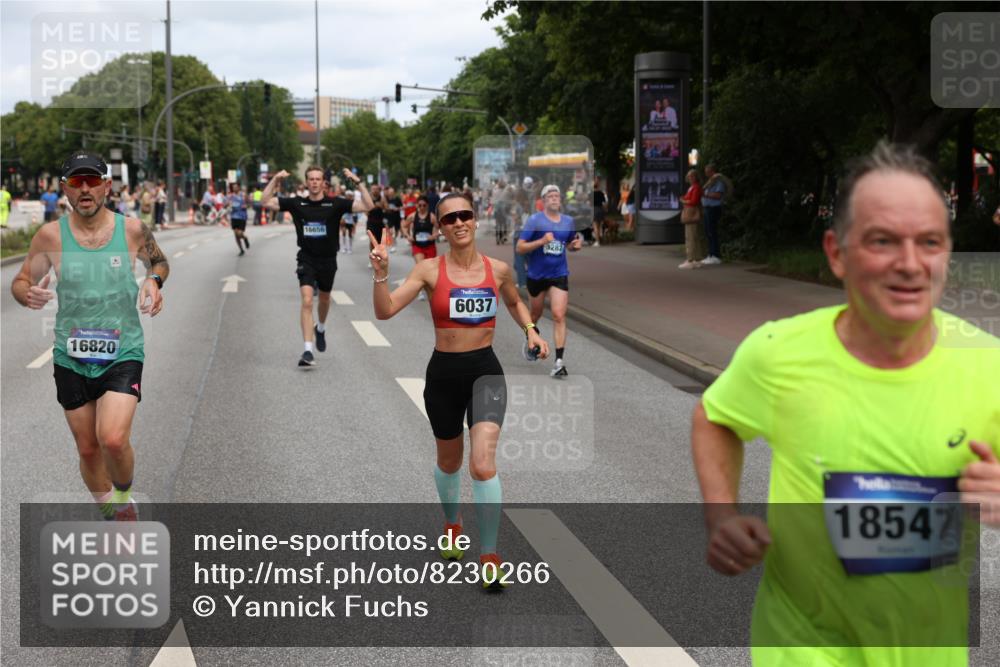 29.06.2025 - hella hamburg halbmarathon Yannick Fuchs http://msf.ph/oto/8230266 29.06.2025 10:33:54 20KM 1343, 1445, 1803, 2525, 2546, 2563, 3282, 3783, 4759, 6037, 6686, 6687, 7981, 8925, 9265, 11305, 11619, 12335, 12772, 13479, 13514, 13729, 14204, 14311, 14359, 15013, 15094, 15336, 15556, 15744, 15866, 15873, 16656, 16820, 17005, 17215, 17360, 18149, 18285, 18547, 18734 meine-sportfotos.de