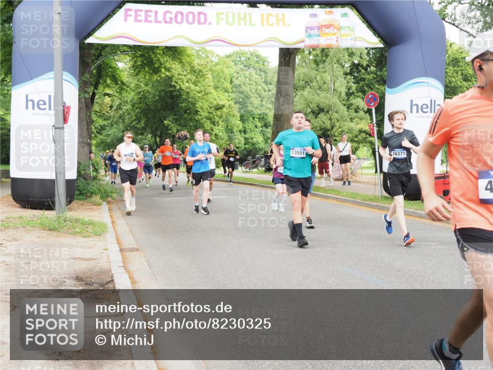 29.06.2025 - hella hamburg halbmarathon MichiJ http://msf.ph/oto/8230325 29.06.2025 10:49:34 Zwischen KM18-KM19 1184, 2661, 4511, 6142, 7869, 9297, 10866, 12156, 12662, 13551, 15550, 16371, 16420, 16426 meine-sportfotos.de