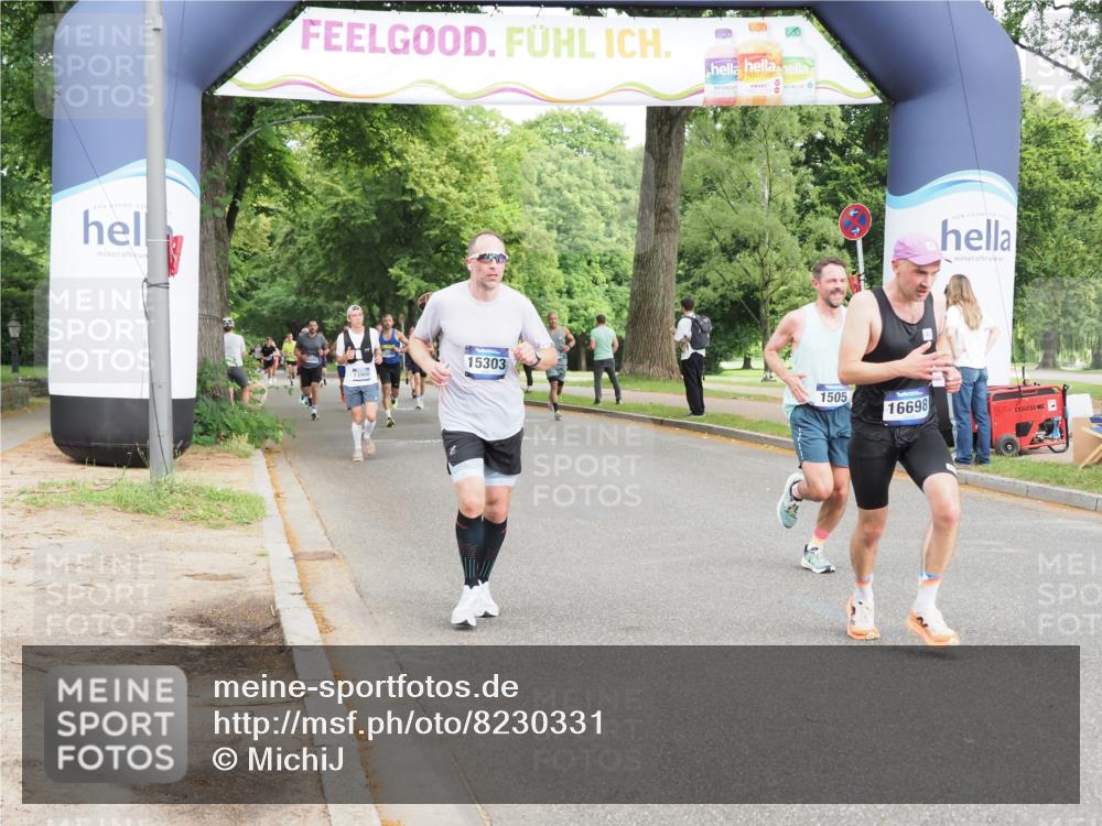 29.06.2025 - hella hamburg halbmarathon MichiJ http://msf.ph/oto/8230331 29.06.2025 10:26:28 Zwischen KM18-KM19 1505, 5923, 13141, 13900, 15303, 16698 meine-sportfotos.de