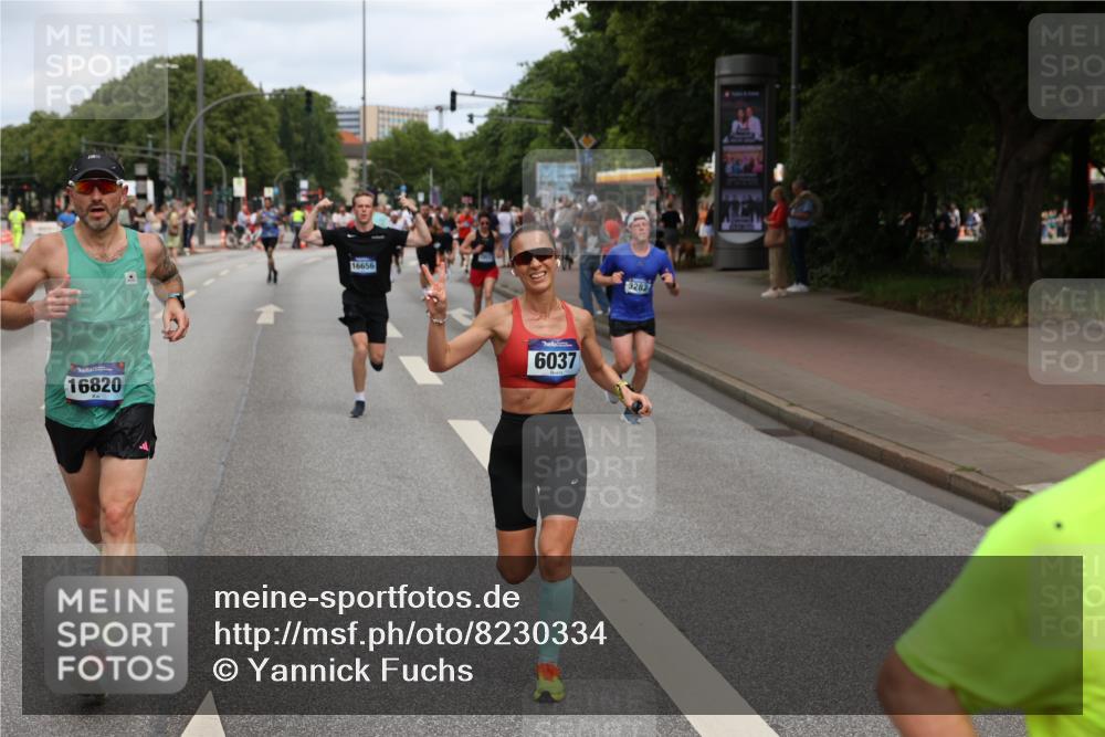 29.06.2025 - hella hamburg halbmarathon Yannick Fuchs http://msf.ph/oto/8230334 29.06.2025 10:33:54 20KM 1343, 1445, 1803, 2525, 2546, 2563, 3282, 3783, 4759, 6037, 6686, 6687, 7981, 8925, 9265, 11305, 11619, 12335, 12772, 13479, 13514, 13729, 14204, 14311, 14359, 15013, 15094, 15336, 15556, 15744, 15866, 15873, 16656, 16820, 17005, 17215, 17360, 18149, 18285, 18547, 18734 meine-sportfotos.de