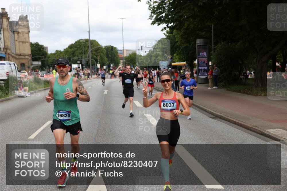 29.06.2025 - hella hamburg halbmarathon Yannick Fuchs http://msf.ph/oto/8230407 29.06.2025 10:33:54 20KM 1343, 1445, 1803, 2525, 2546, 2563, 3282, 3783, 4759, 6037, 6686, 6687, 7981, 8925, 9265, 11305, 11619, 12335, 12772, 13479, 13514, 13729, 14204, 14311, 14359, 15013, 15094, 15336, 15556, 15744, 15866, 15873, 16656, 16820, 17005, 17215, 17360, 18149, 18285, 18547, 18734 meine-sportfotos.de