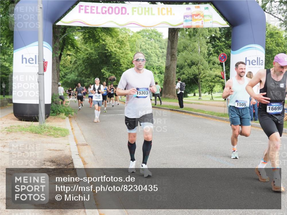 29.06.2025 - hella hamburg halbmarathon MichiJ http://msf.ph/oto/8230435 29.06.2025 10:26:28 Zwischen KM18-KM19 1505, 5923, 13141, 13900, 15303, 16698 meine-sportfotos.de