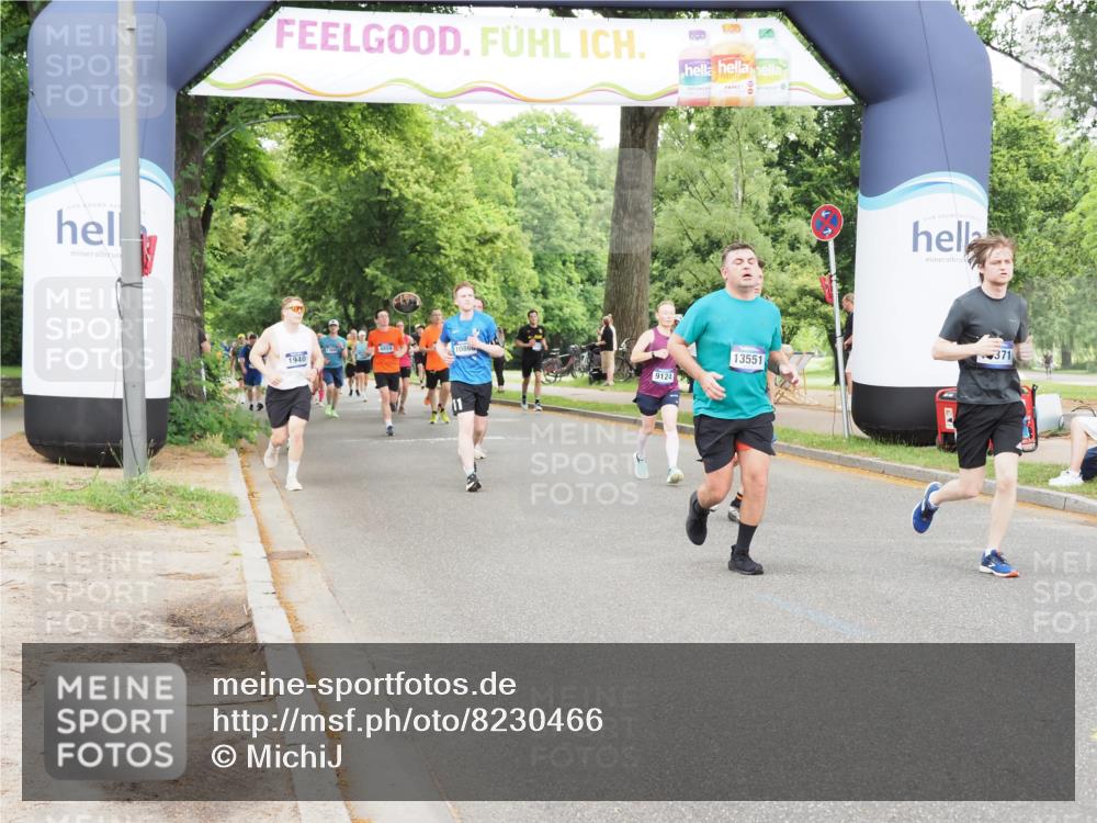 29.06.2025 - hella hamburg halbmarathon MichiJ http://msf.ph/oto/8230466 29.06.2025 10:49:35 Zwischen KM18-KM19 1184, 1940, 2661, 4511, 7869, 9124, 9297, 10866, 12156, 12662, 13551, 15550, 16371, 16420 meine-sportfotos.de