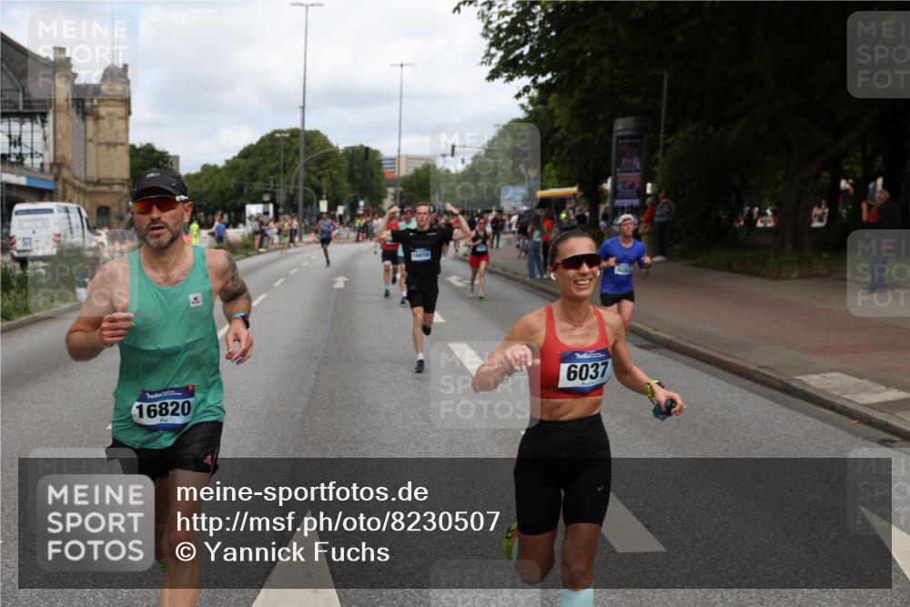 29.06.2025 - hella hamburg halbmarathon Yannick Fuchs http://msf.ph/oto/8230507 29.06.2025 10:33:54 20KM 1343, 1445, 1803, 2525, 2546, 2563, 3282, 3783, 4759, 6037, 6686, 6687, 7981, 8925, 9265, 11305, 11619, 12335, 12772, 13479, 13514, 13729, 14204, 14311, 14359, 15013, 15094, 15336, 15556, 15744, 15866, 15873, 16656, 16820, 17005, 17215, 17360, 18149, 18285, 18547, 18734 meine-sportfotos.de