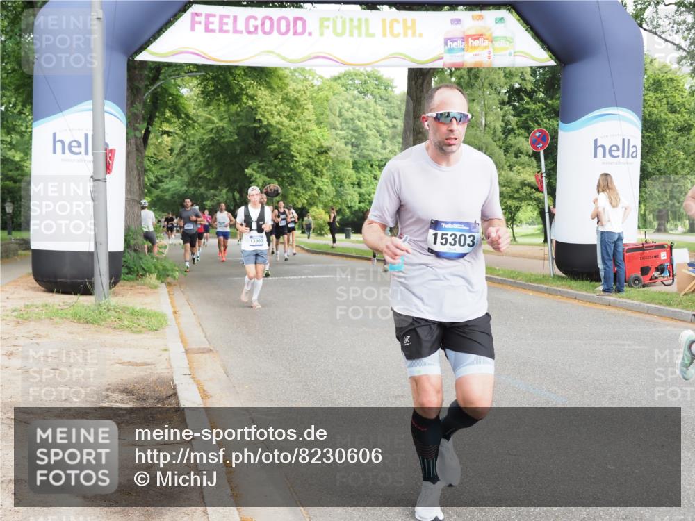 29.06.2025 - hella hamburg halbmarathon MichiJ http://msf.ph/oto/8230606 29.06.2025 10:26:29 Zwischen KM18-KM19 1505, 5923, 13141, 13900, 15303, 16698 meine-sportfotos.de