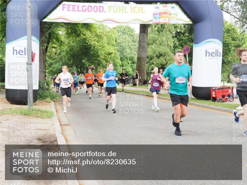 29.06.2025 - hella hamburg halbmarathon MichiJ http://msf.ph/oto/8230635 29.06.2025 10:49:35 Zwischen KM18-KM19 1184, 1940, 2661, 4511, 7869, 9124, 9297, 10866, 12156, 12662, 13551, 15550, 16371, 16420 meine-sportfotos.de