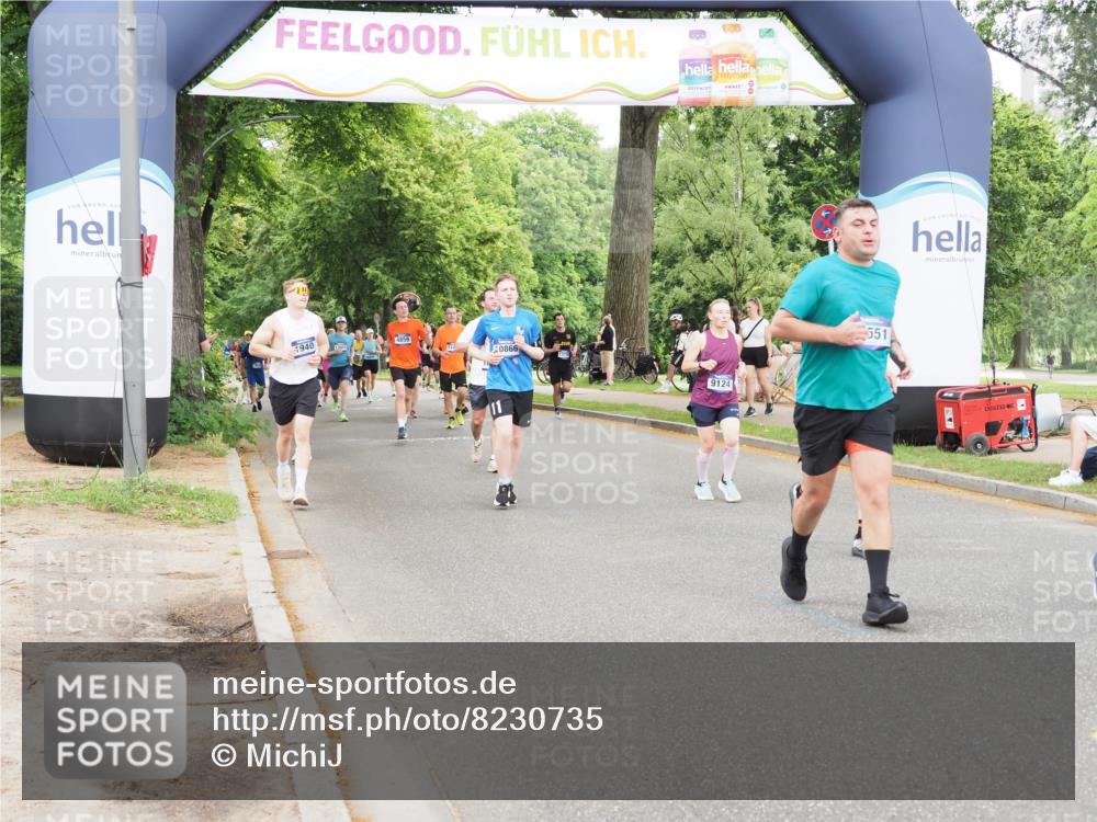 29.06.2025 - hella hamburg halbmarathon MichiJ http://msf.ph/oto/8230735 29.06.2025 10:49:35 Zwischen KM18-KM19 1184, 1940, 2661, 4511, 7869, 9124, 9297, 10866, 12156, 12662, 13551, 15550, 16371, 16420 meine-sportfotos.de