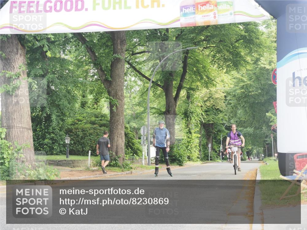 29.06.2025 - hella hamburg halbmarathon KatJ http://msf.ph/oto/8230869 29.06.2025 09:42:20 Zwischen KM18-KM19  meine-sportfotos.de