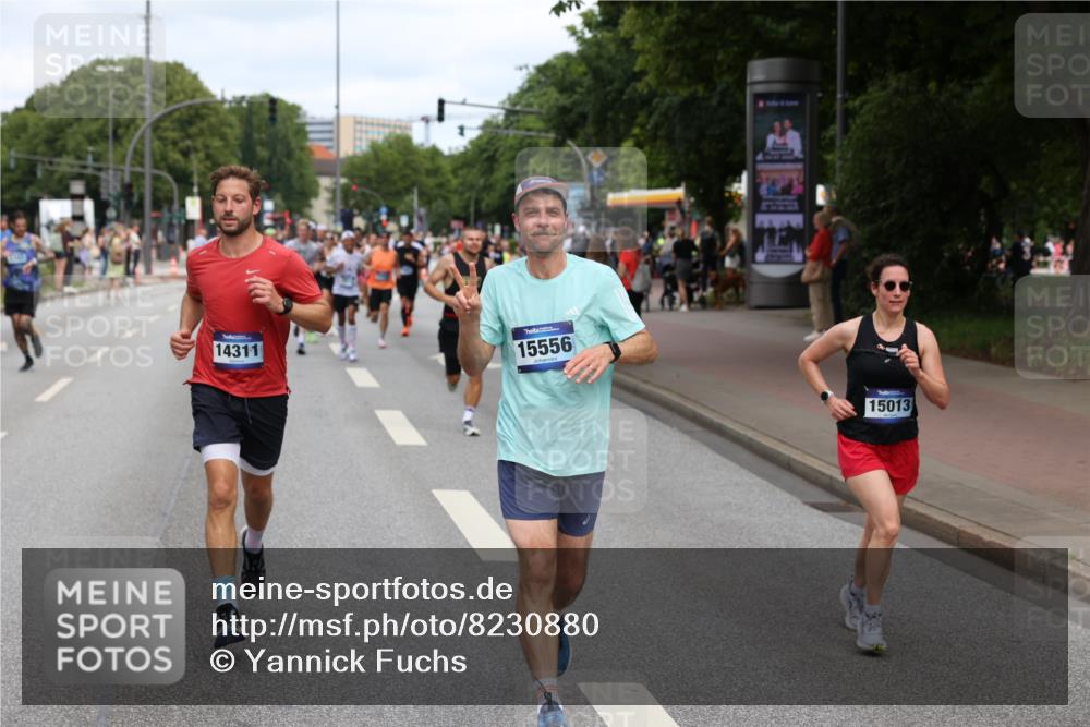29.06.2025 - hella hamburg halbmarathon Yannick Fuchs http://msf.ph/oto/8230880 29.06.2025 10:33:58 20KM 1343, 1445, 1803, 2044, 2525, 2546, 2563, 3282, 3783, 4565, 4759, 6037, 6686, 6687, 7981, 8319, 8925, 9265, 11305, 11619, 12335, 13479, 13514, 13729, 14204, 14272, 14311, 14359, 15013, 15094, 15336, 15556, 15744, 15866, 16656, 16820, 17005, 17215, 17360, 17668, 18149, 18285, 18547, 18734, 18803 meine-sportfotos.de