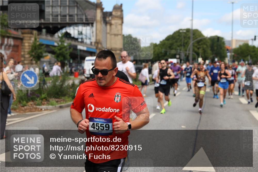 29.06.2025 - hella hamburg halbmarathon Yannick Fuchs http://msf.ph/oto/8230915 29.06.2025 11:25:06 20KM 1237, 1844, 2000, 2072, 2349, 2672, 2943, 3391, 3769, 3848, 4030, 4096, 4559, 5012, 5147, 5581, 6228, 6243, 6304, 7252, 7314, 7454, 7531, 7535, 7705, 8355, 8625, 9010, 9125, 9392, 9448, 9478, 9694, 9701, 9750, 10203, 10393, 10800, 11139, 11225, 11362, 11662, 12074, 12136, 12190, 12303, 13149, 13604, 14191, 14451, 14559, 14599, 15044, 15147, 15155, 16124, 17013, 17072, 17073, 17317, 17509, 17635, 17664, 17889, 18314, 18743, 18941, 19214 meine-sportfotos.de