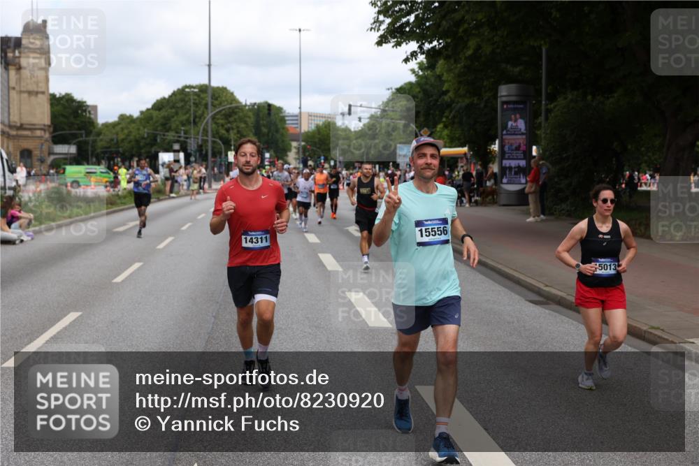 29.06.2025 - hella hamburg halbmarathon Yannick Fuchs http://msf.ph/oto/8230920 29.06.2025 10:33:58 20KM 1343, 1445, 1803, 2044, 2525, 2546, 2563, 3282, 3783, 4565, 4759, 6037, 6686, 6687, 7981, 8319, 8925, 9265, 11305, 11619, 12335, 13479, 13514, 13729, 14204, 14272, 14311, 14359, 15013, 15094, 15336, 15556, 15744, 15866, 16656, 16820, 17005, 17215, 17360, 17668, 18149, 18285, 18547, 18734, 18803 meine-sportfotos.de