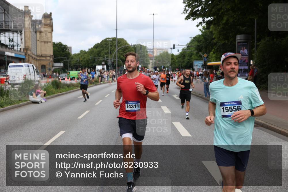 29.06.2025 - hella hamburg halbmarathon Yannick Fuchs http://msf.ph/oto/8230933 29.06.2025 10:33:59 20KM 1343, 1803, 2044, 2525, 2546, 2563, 3282, 3783, 4565, 4759, 6037, 6686, 6687, 7981, 8319, 8925, 9265, 11305, 11619, 12335, 12372, 13479, 13514, 13729, 14204, 14272, 14311, 14359, 15013, 15094, 15336, 15556, 15744, 15866, 16656, 16820, 17005, 17215, 17360, 17668, 18149, 18285, 18547, 18734, 18803 meine-sportfotos.de