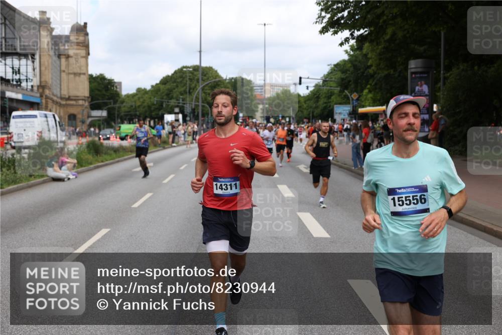 29.06.2025 - hella hamburg halbmarathon Yannick Fuchs http://msf.ph/oto/8230944 29.06.2025 10:33:59 20KM 1343, 1803, 2044, 2525, 2546, 2563, 3282, 3783, 4565, 4759, 6037, 6686, 6687, 7981, 8319, 8925, 9265, 11305, 11619, 12335, 12372, 13479, 13514, 13729, 14204, 14272, 14311, 14359, 15013, 15094, 15336, 15556, 15744, 15866, 16656, 16820, 17005, 17215, 17360, 17668, 18149, 18285, 18547, 18734, 18803 meine-sportfotos.de