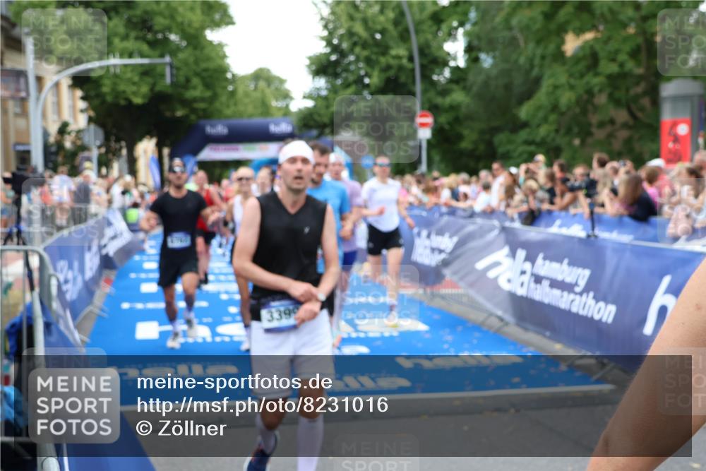 29.06.2025 - hella hamburg halbmarathon Zöllner http://msf.ph/oto/8231016 29.06.2025 10:53:43 Ziel 1502, 2058, 2082, 2518, 2630, 3399, 3819, 5399, 6762, 10549, 10895, 11588, 11589, 11604, 12632, 13865, 14702, 14818, 15061, 15441, 15856, 16092, 17482, 18143, 18514, 18666, 18715 meine-sportfotos.de