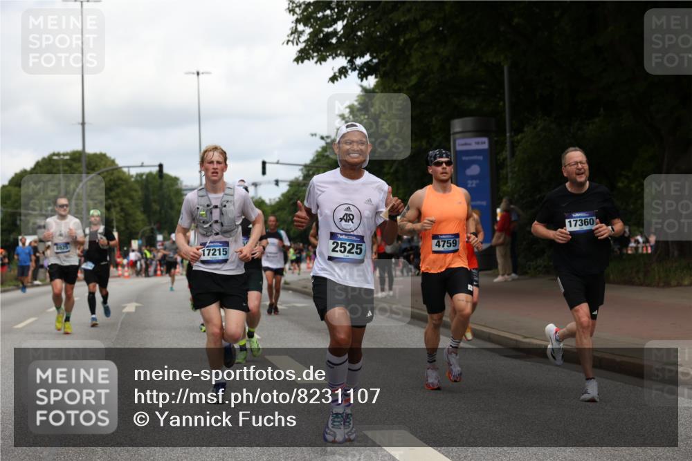 29.06.2025 - hella hamburg halbmarathon Yannick Fuchs http://msf.ph/oto/8231107 29.06.2025 10:34:03 20KM 1343, 2044, 2525, 2546, 2563, 2972, 3282, 4565, 4759, 5752, 6037, 6687, 7981, 8319, 8925, 9265, 9540, 11284, 11305, 12335, 12372, 13479, 13514, 13729, 14204, 14272, 14311, 14359, 15013, 15094, 15336, 15435, 15556, 15744, 16656, 16820, 17005, 17215, 17360, 17425, 17668, 18149, 18154, 18285, 18547, 18803 meine-sportfotos.de