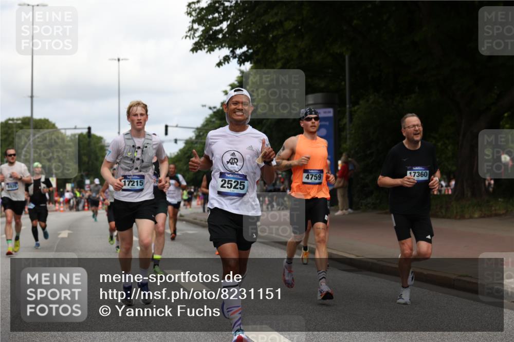 29.06.2025 - hella hamburg halbmarathon Yannick Fuchs http://msf.ph/oto/8231151 29.06.2025 10:34:03 20KM 1343, 2044, 2525, 2546, 2563, 2972, 3282, 4565, 4759, 5752, 6037, 6687, 7981, 8319, 8925, 9265, 9540, 11284, 11305, 12335, 12372, 13479, 13514, 13729, 14204, 14272, 14311, 14359, 15013, 15094, 15336, 15435, 15556, 15744, 16656, 16820, 17005, 17215, 17360, 17425, 17668, 18149, 18154, 18285, 18547, 18803 meine-sportfotos.de