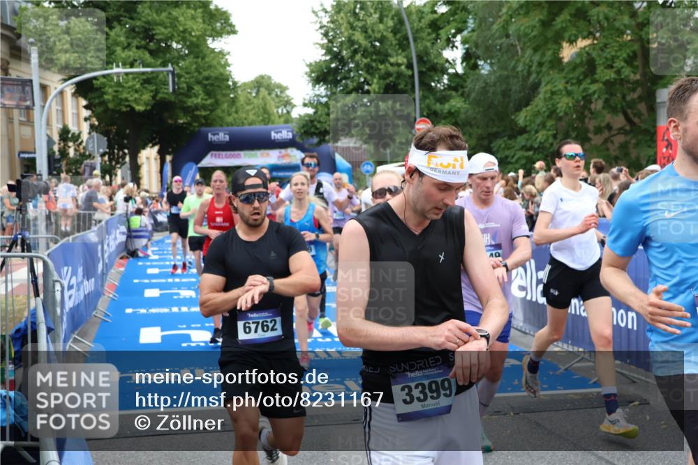 29.06.2025 - hella hamburg halbmarathon Zöllner http://msf.ph/oto/8231167 29.06.2025 10:53:45 Ziel 1502, 2058, 2082, 2518, 2630, 3819, 5399, 6762, 6877, 8285, 8335, 10549, 10895, 11588, 11589, 11604, 12632, 13865, 14702, 14818, 15061, 15441, 16092, 17482, 18143, 18514, 18666, 18715 meine-sportfotos.de