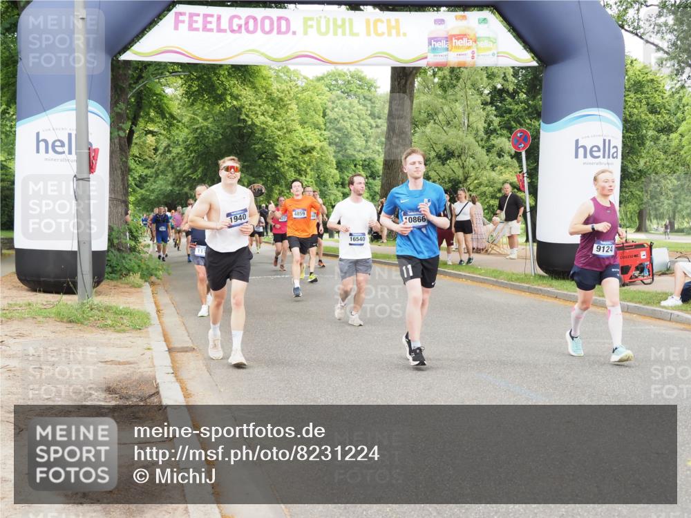 29.06.2025 - hella hamburg halbmarathon MichiJ http://msf.ph/oto/8231224 29.06.2025 10:49:37 Zwischen KM18-KM19 1114, 1940, 4511, 4859, 7869, 9124, 9297, 10866, 12662, 13551, 15550, 16371, 16420, 16540 meine-sportfotos.de