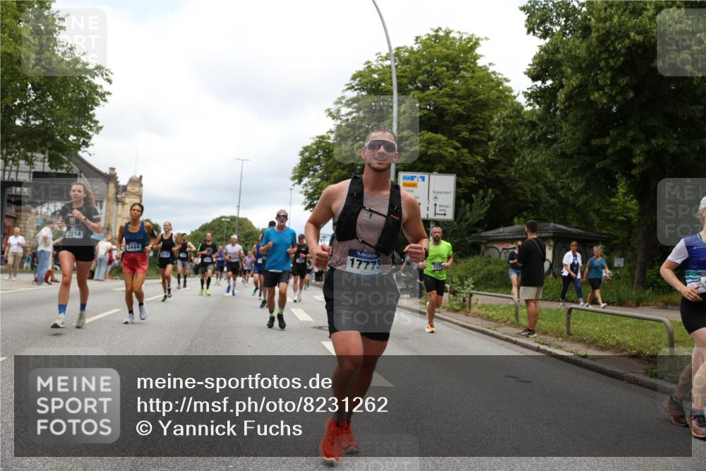 29.06.2025 - hella hamburg halbmarathon Yannick Fuchs http://msf.ph/oto/8231262 29.06.2025 10:46:47 20KM 1098, 1257, 1482, 1657, 1683, 2111, 2208, 2444, 2814, 3258, 3399, 3715, 3952, 3999, 4121, 4587, 4726, 5169, 5194, 5607, 5907, 6897, 7178, 7232, 7383, 7475, 8172, 8316, 8587, 8955, 10529, 10811, 11217, 12135, 12482, 12519, 13211, 13301, 14198, 14286, 14791, 14805, 15446, 15980, 16320, 16467, 16929, 17130, 17198, 17710, 17773, 18249, 18331, 19208 meine-sportfotos.de