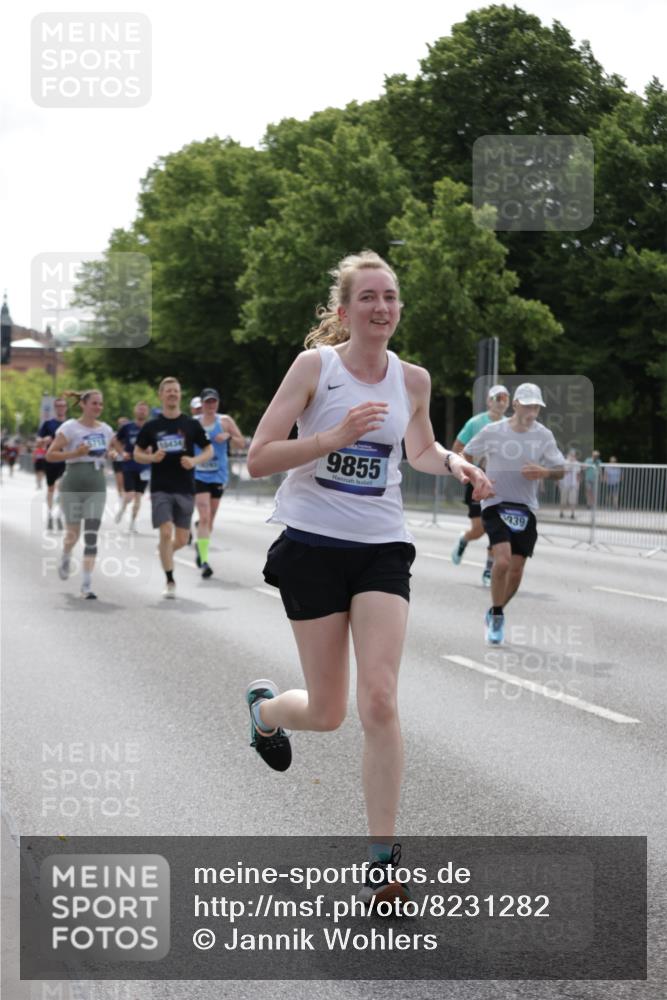 29.06.2025 - hella hamburg halbmarathon Jannik Wohlers http://msf.ph/oto/8231282 29.06.2025 10:28:06 Lombardsbrücke 5718, 5903, 5939, 6418, 7667, 7980, 8327, 8560, 9642, 9716, 9855, 10434, 13045, 13296, 13400, 16125, 18293, 18604, 19180 meine-sportfotos.de