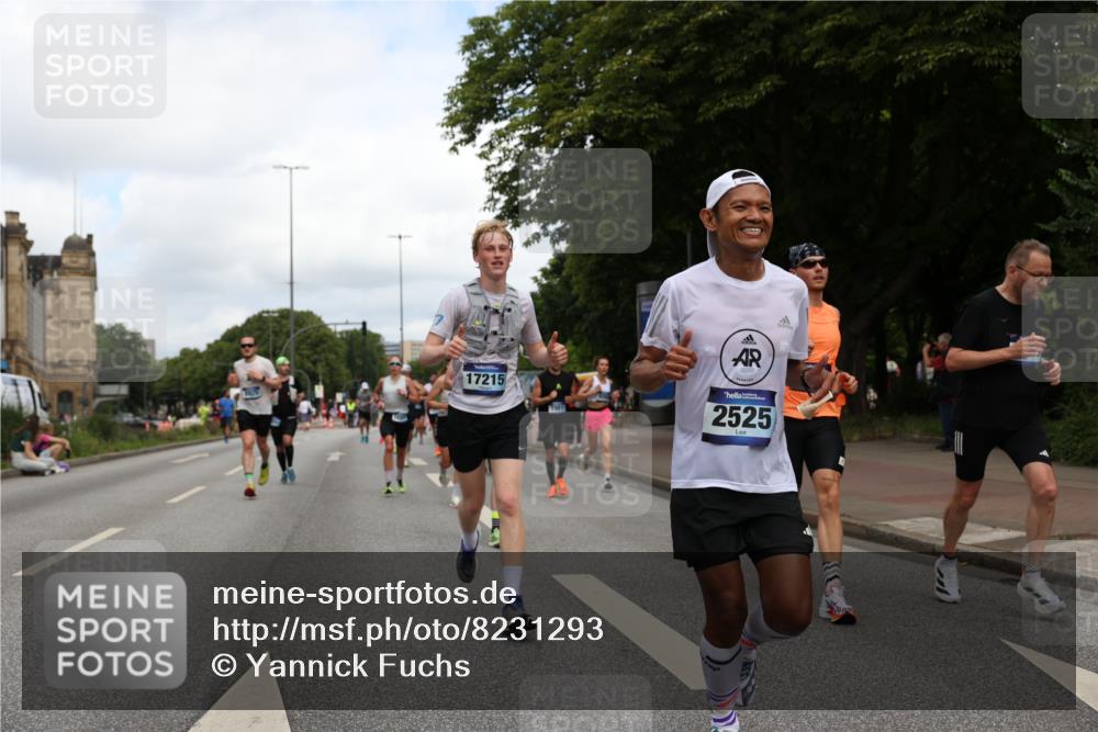 29.06.2025 - hella hamburg halbmarathon Yannick Fuchs http://msf.ph/oto/8231293 29.06.2025 10:34:04 20KM 1343, 2044, 2525, 2546, 2563, 2972, 3282, 4565, 4759, 5752, 6037, 7981, 8319, 8925, 9116, 9265, 9540, 11284, 11305, 12335, 12372, 13479, 13514, 14204, 14272, 14311, 14359, 15013, 15094, 15336, 15435, 15556, 15744, 16656, 16820, 17005, 17215, 17360, 17425, 17668, 18149, 18154, 18285, 18547, 18803 meine-sportfotos.de