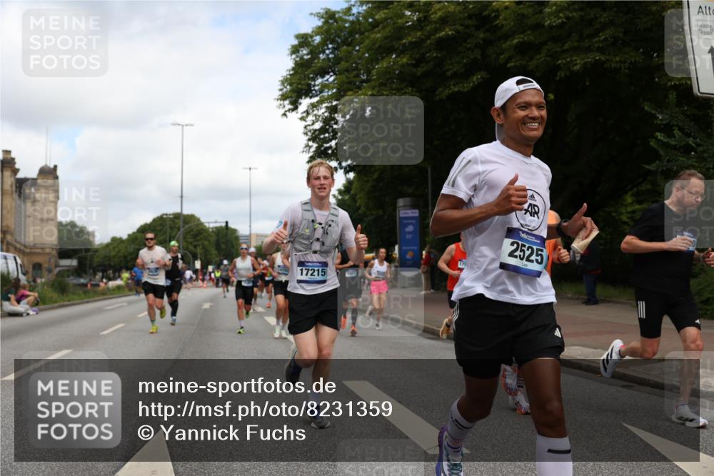 29.06.2025 - hella hamburg halbmarathon Yannick Fuchs http://msf.ph/oto/8231359 29.06.2025 10:34:04 20KM 1343, 2044, 2525, 2546, 2563, 2972, 3282, 4565, 4759, 5752, 6037, 7981, 8319, 8925, 9116, 9265, 9540, 11284, 11305, 12335, 12372, 13479, 13514, 14204, 14272, 14311, 14359, 15013, 15094, 15336, 15435, 15556, 15744, 16656, 16820, 17005, 17215, 17360, 17425, 17668, 18149, 18154, 18285, 18547, 18803 meine-sportfotos.de