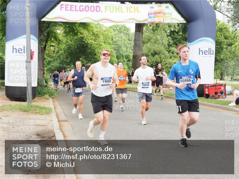29.06.2025 - hella hamburg halbmarathon MichiJ http://msf.ph/oto/8231367 29.06.2025 10:49:38 Zwischen KM18-KM19 1114, 1940, 4511, 4859, 7869, 9124, 10866, 11402, 12662, 13551, 16371, 16420, 16540 meine-sportfotos.de