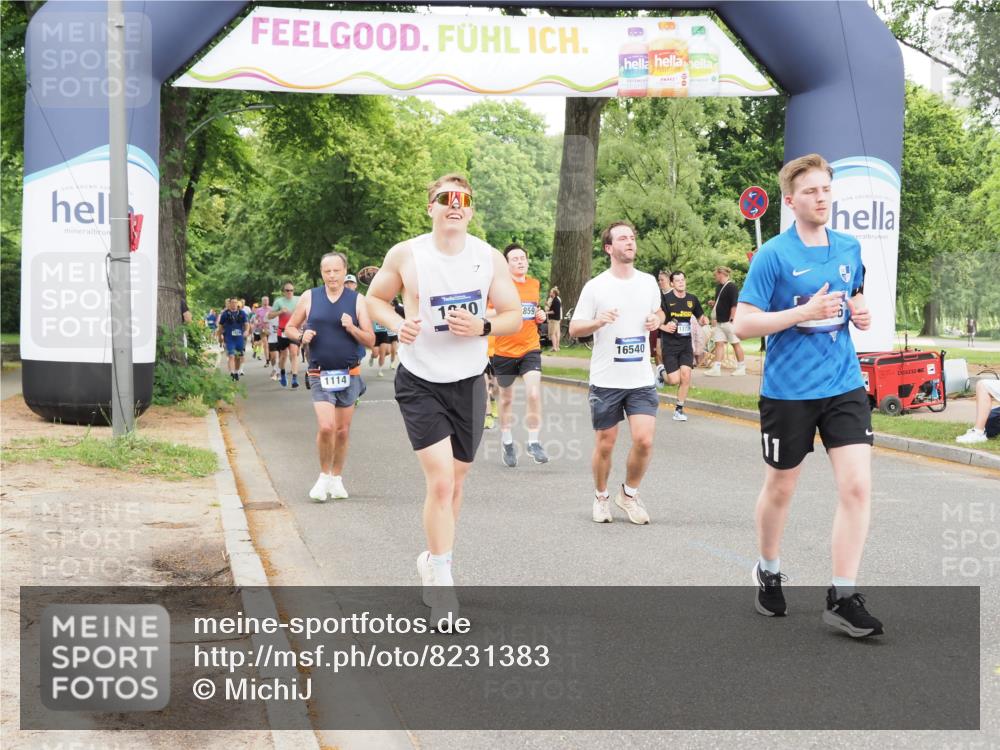 29.06.2025 - hella hamburg halbmarathon MichiJ http://msf.ph/oto/8231383 29.06.2025 10:49:38 Zwischen KM18-KM19 1114, 1940, 4511, 4859, 7869, 9124, 10866, 11402, 12662, 13551, 16371, 16420, 16540 meine-sportfotos.de
