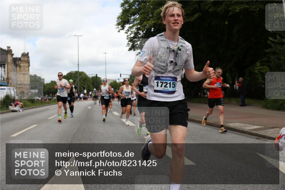 29.06.2025 - hella hamburg halbmarathon Yannick Fuchs http://msf.ph/oto/8231425 29.06.2025 10:34:05 20KM 1343, 2044, 2525, 2546, 2563, 2972, 3282, 4565, 4759, 5752, 6037, 7981, 8319, 8925, 9116, 9265, 9540, 11284, 11305, 12335, 12372, 13479, 13514, 14204, 14272, 14311, 14359, 15013, 15094, 15336, 15435, 15556, 15744, 16656, 16820, 17005, 17215, 17360, 17425, 17668, 18149, 18154, 18285, 18803 meine-sportfotos.de