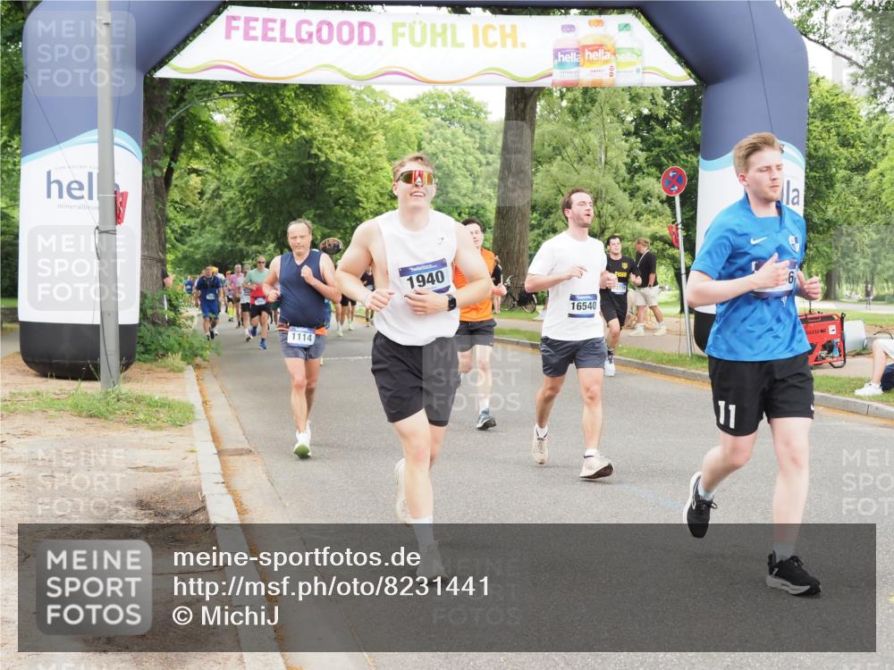 29.06.2025 - hella hamburg halbmarathon MichiJ http://msf.ph/oto/8231441 29.06.2025 10:49:38 Zwischen KM18-KM19 1114, 1940, 4511, 4859, 7869, 9124, 10866, 11402, 12662, 13551, 16371, 16420, 16540 meine-sportfotos.de