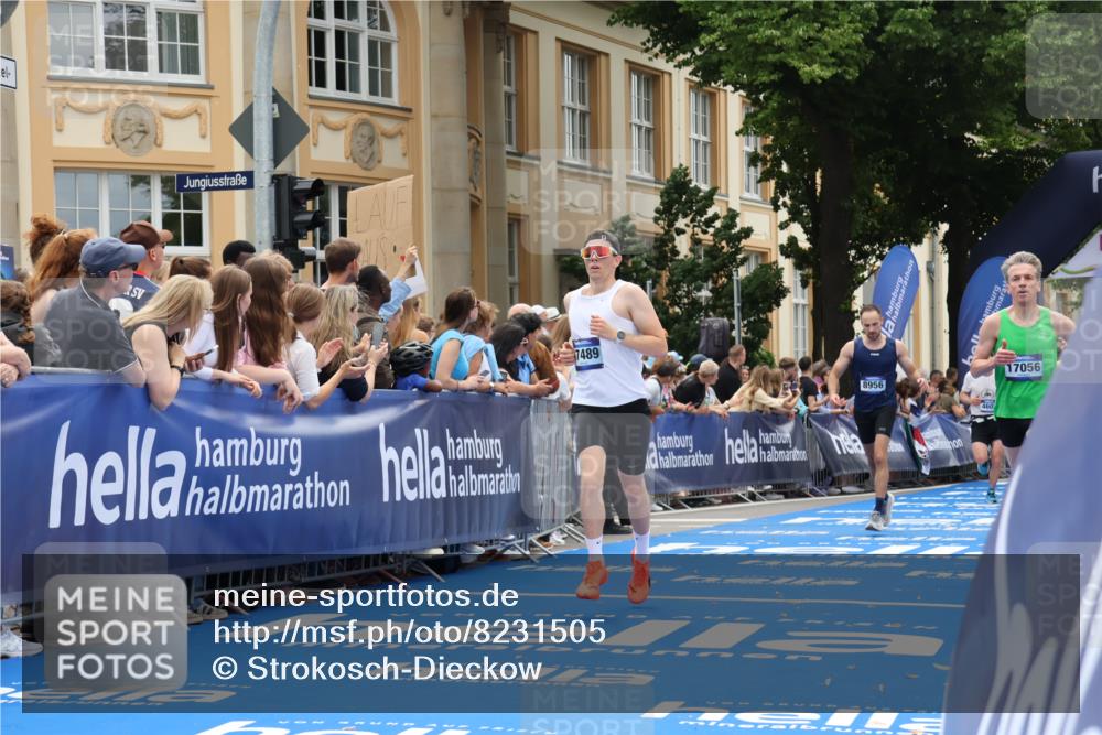 29.06.2025 - hella hamburg halbmarathon Strokosch-Dieckow http://msf.ph/oto/8231505 29.06.2025 10:33:25 Ziel 4602, 4679, 8956, 15326, 16881, 16931, 17056, 17489, 18731, 18854 meine-sportfotos.de