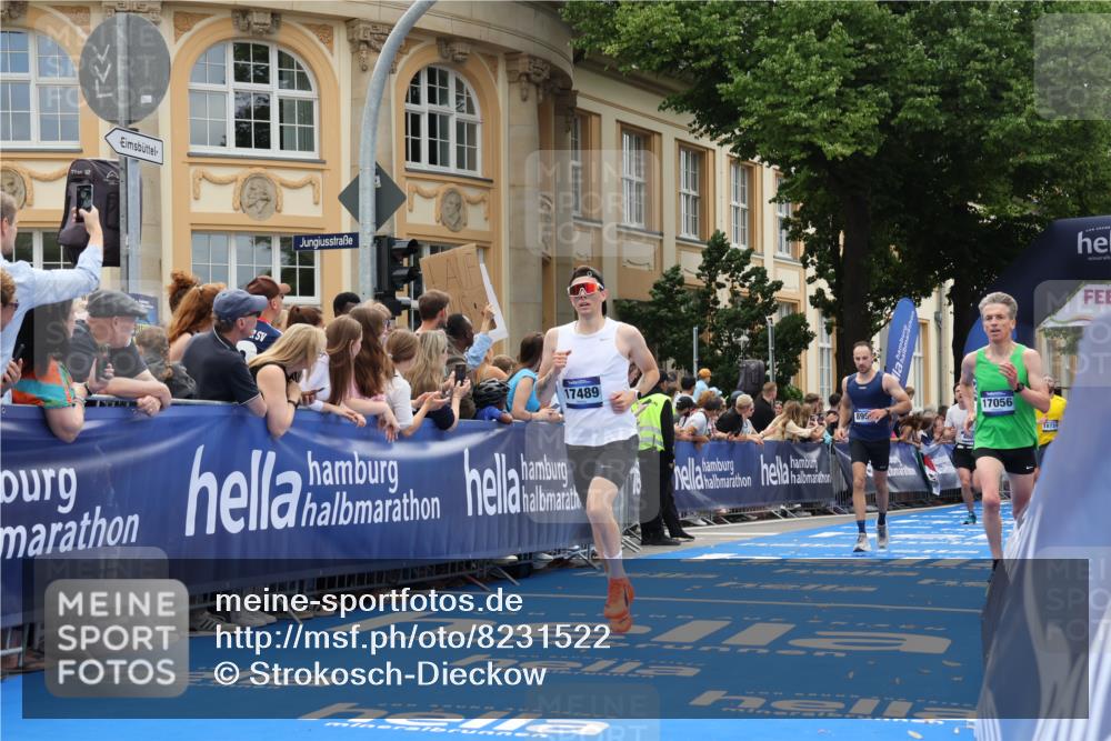 29.06.2025 - hella hamburg halbmarathon Strokosch-Dieckow http://msf.ph/oto/8231522 29.06.2025 10:33:25 Ziel 4602, 4679, 8956, 15326, 16881, 16931, 17056, 17489, 18731, 18854 meine-sportfotos.de