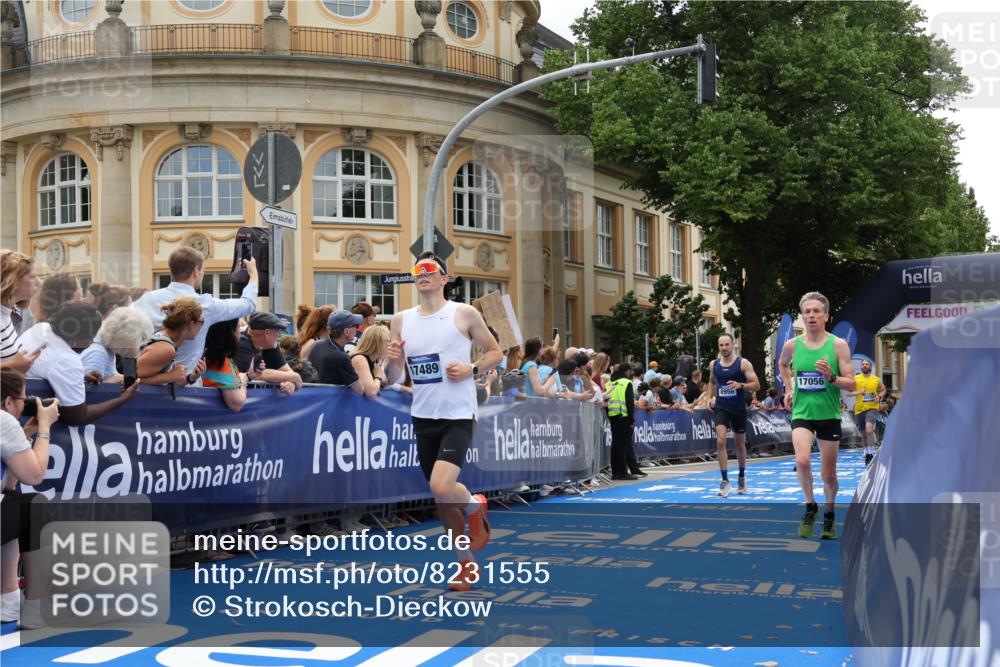 29.06.2025 - hella hamburg halbmarathon Strokosch-Dieckow http://msf.ph/oto/8231555 29.06.2025 10:33:26 Ziel 4602, 8956, 15326, 16931, 17056, 17489, 18731, 18854 meine-sportfotos.de