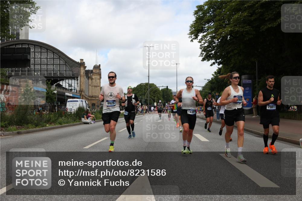 29.06.2025 - hella hamburg halbmarathon Yannick Fuchs http://msf.ph/oto/8231586 29.06.2025 10:34:06 20KM 1343, 2044, 2525, 2546, 2563, 2972, 3282, 3547, 4565, 4759, 5752, 7981, 8319, 8925, 9116, 9265, 9540, 11284, 11305, 11806, 12335, 12372, 13479, 13514, 14204, 14272, 14311, 14359, 15013, 15094, 15336, 15435, 15556, 15744, 16656, 17005, 17215, 17360, 17425, 17668, 18149, 18154, 18285, 18803 meine-sportfotos.de