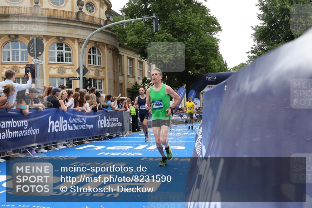 29.06.2025 - hella hamburg halbmarathon Strokosch-Dieckow http://msf.ph/oto/8231590 29.06.2025 10:33:27 Ziel 4602, 8312, 8956, 15326, 16931, 17056, 17489, 18731, 18854 meine-sportfotos.de