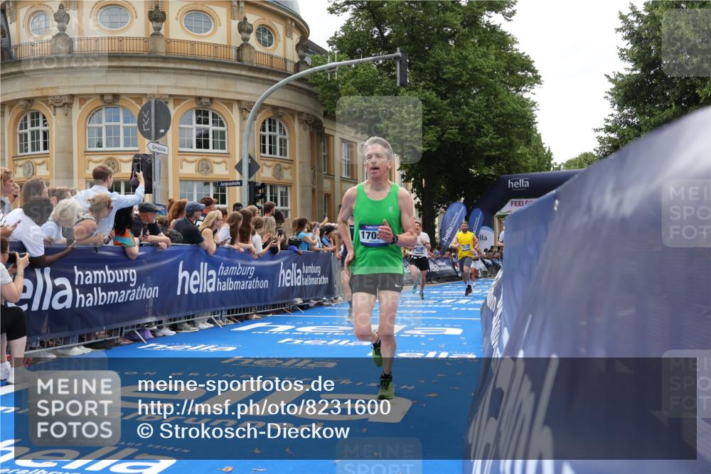 29.06.2025 - hella hamburg halbmarathon Strokosch-Dieckow http://msf.ph/oto/8231600 29.06.2025 10:33:27 Ziel 4602, 8312, 8956, 15326, 16931, 17056, 17489, 18731, 18854 meine-sportfotos.de