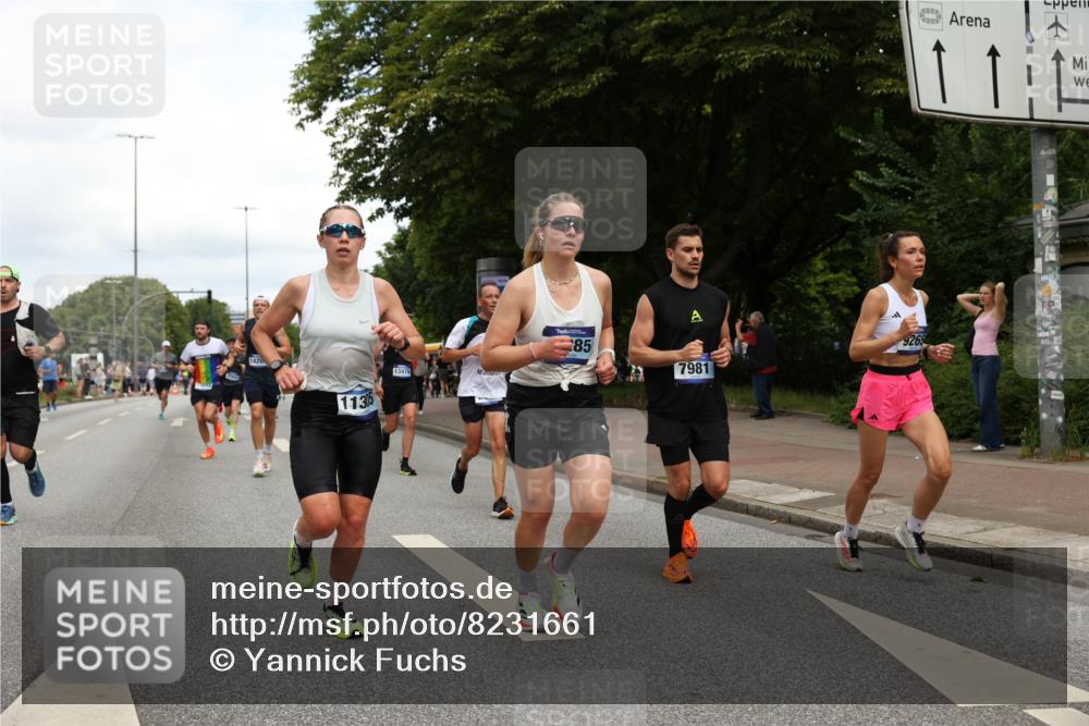 29.06.2025 - hella hamburg halbmarathon Yannick Fuchs http://msf.ph/oto/8231661 29.06.2025 10:34:07 20KM 1343, 2044, 2525, 2546, 2563, 2972, 3282, 3547, 4398, 4565, 4759, 5752, 7981, 8319, 8925, 9116, 9265, 9540, 11284, 11305, 11806, 12335, 12372, 13479, 13514, 14204, 14272, 14311, 14359, 15013, 15094, 15336, 15435, 15556, 15744, 17005, 17215, 17360, 17425, 17668, 17792, 17916, 18149, 18154, 18285, 18803 meine-sportfotos.de