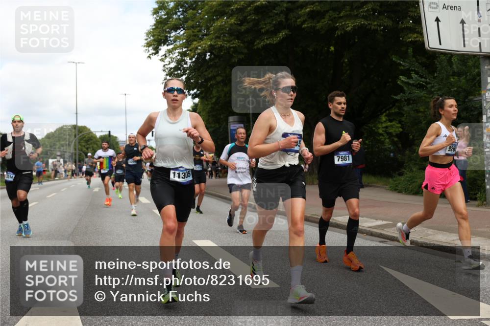 29.06.2025 - hella hamburg halbmarathon Yannick Fuchs http://msf.ph/oto/8231695 29.06.2025 10:34:07 20KM 1343, 2044, 2525, 2546, 2563, 2972, 3282, 3547, 4398, 4565, 4759, 5752, 7981, 8319, 8925, 9116, 9265, 9540, 11284, 11305, 11806, 12335, 12372, 13479, 13514, 14204, 14272, 14311, 14359, 15013, 15094, 15336, 15435, 15556, 15744, 17005, 17215, 17360, 17425, 17668, 17792, 17916, 18149, 18154, 18285, 18803 meine-sportfotos.de