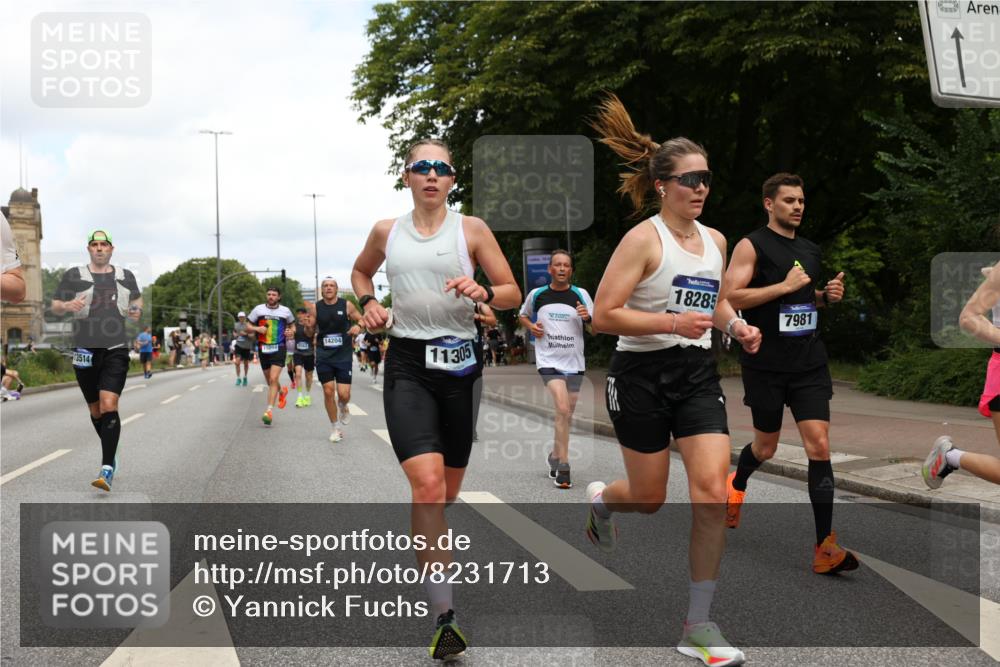 29.06.2025 - hella hamburg halbmarathon Yannick Fuchs http://msf.ph/oto/8231713 29.06.2025 10:34:07 20KM 1343, 2044, 2525, 2546, 2563, 2972, 3282, 3547, 4398, 4565, 4759, 5752, 7981, 8319, 8925, 9116, 9265, 9540, 11284, 11305, 11806, 12335, 12372, 13479, 13514, 14204, 14272, 14311, 14359, 15013, 15094, 15336, 15435, 15556, 15744, 17005, 17215, 17360, 17425, 17668, 17792, 17916, 18149, 18154, 18285, 18803 meine-sportfotos.de