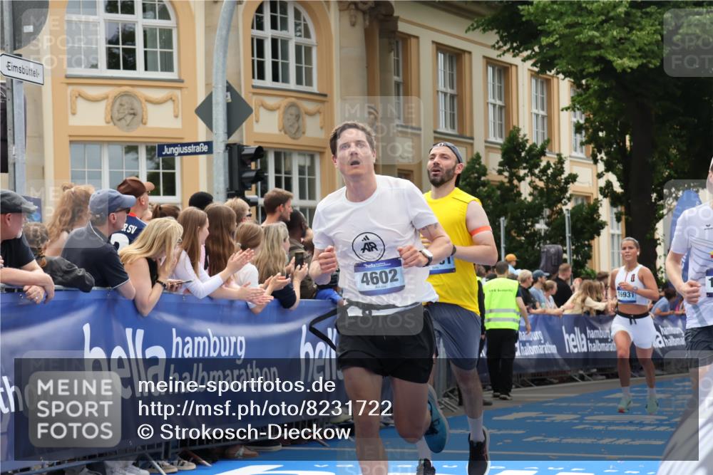 29.06.2025 - hella hamburg halbmarathon Strokosch-Dieckow http://msf.ph/oto/8231722 29.06.2025 10:33:29 Ziel 1053, 4602, 8312, 8956, 15326, 16931, 17056, 17489, 18731, 18854 meine-sportfotos.de
