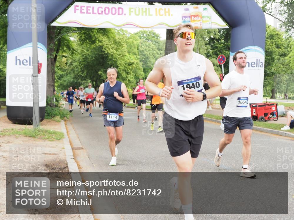 29.06.2025 - hella hamburg halbmarathon MichiJ http://msf.ph/oto/8231742 29.06.2025 10:49:39 Zwischen KM18-KM19 1114, 1940, 4859, 7869, 9124, 10866, 11402, 12662, 13551, 13739, 13841, 16371, 16420, 16540 meine-sportfotos.de