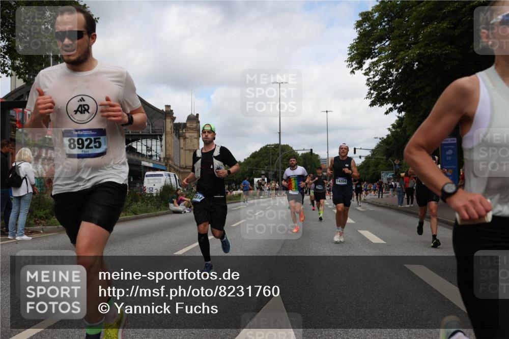 29.06.2025 - hella hamburg halbmarathon Yannick Fuchs http://msf.ph/oto/8231760 29.06.2025 10:34:08 20KM 1343, 2044, 2525, 2546, 2563, 2972, 3547, 4398, 4565, 4759, 5752, 7981, 8319, 8346, 8925, 9116, 9265, 9540, 11284, 11305, 11806, 12046, 12091, 12335, 12372, 13190, 13479, 13514, 14204, 14272, 14311, 14359, 15013, 15094, 15336, 15435, 15556, 15744, 17005, 17215, 17360, 17425, 17668, 17792, 17916, 18149, 18154, 18285, 18803 meine-sportfotos.de